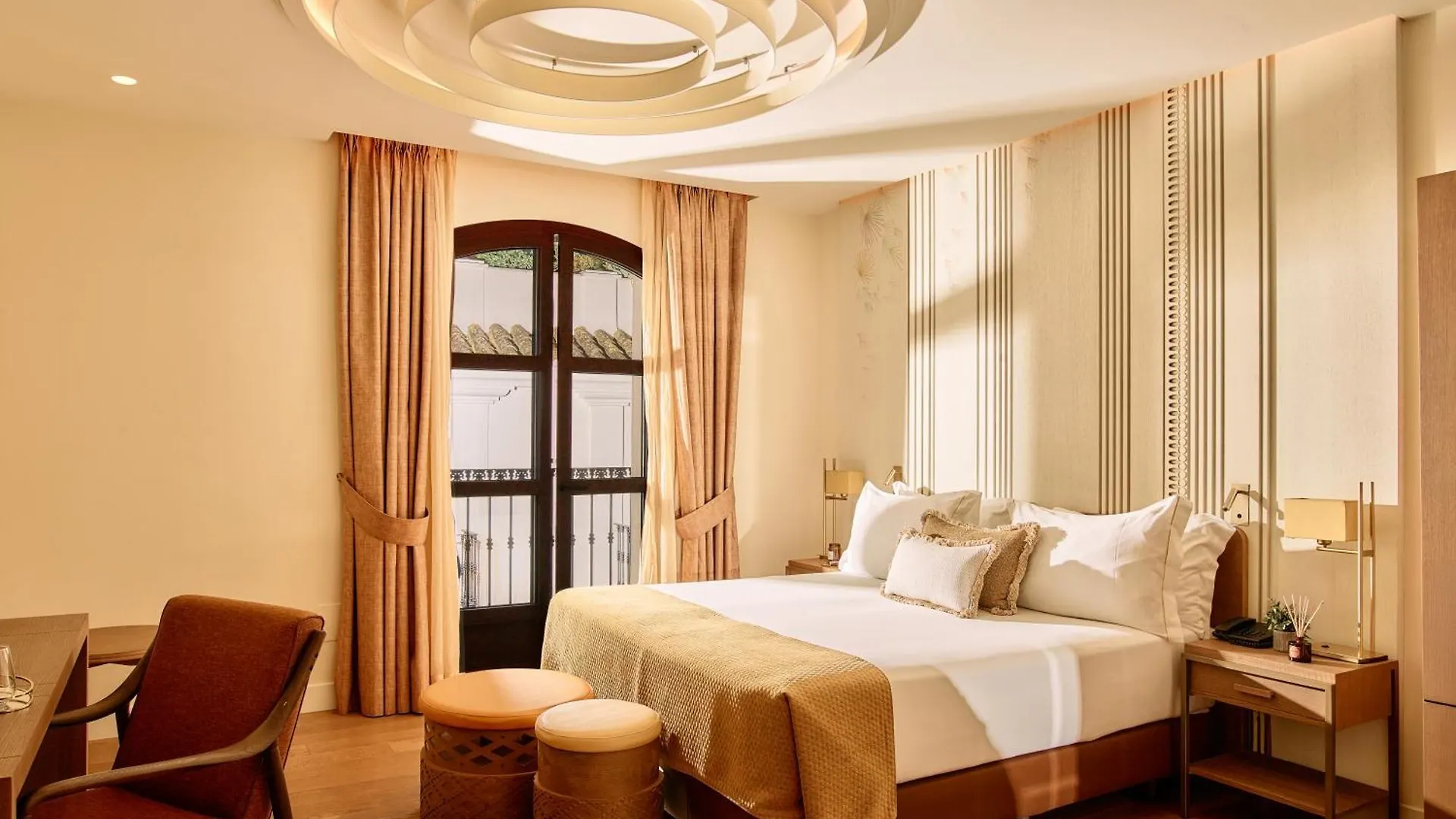 Hotel El Pilar Andalucia Estepona 4*,