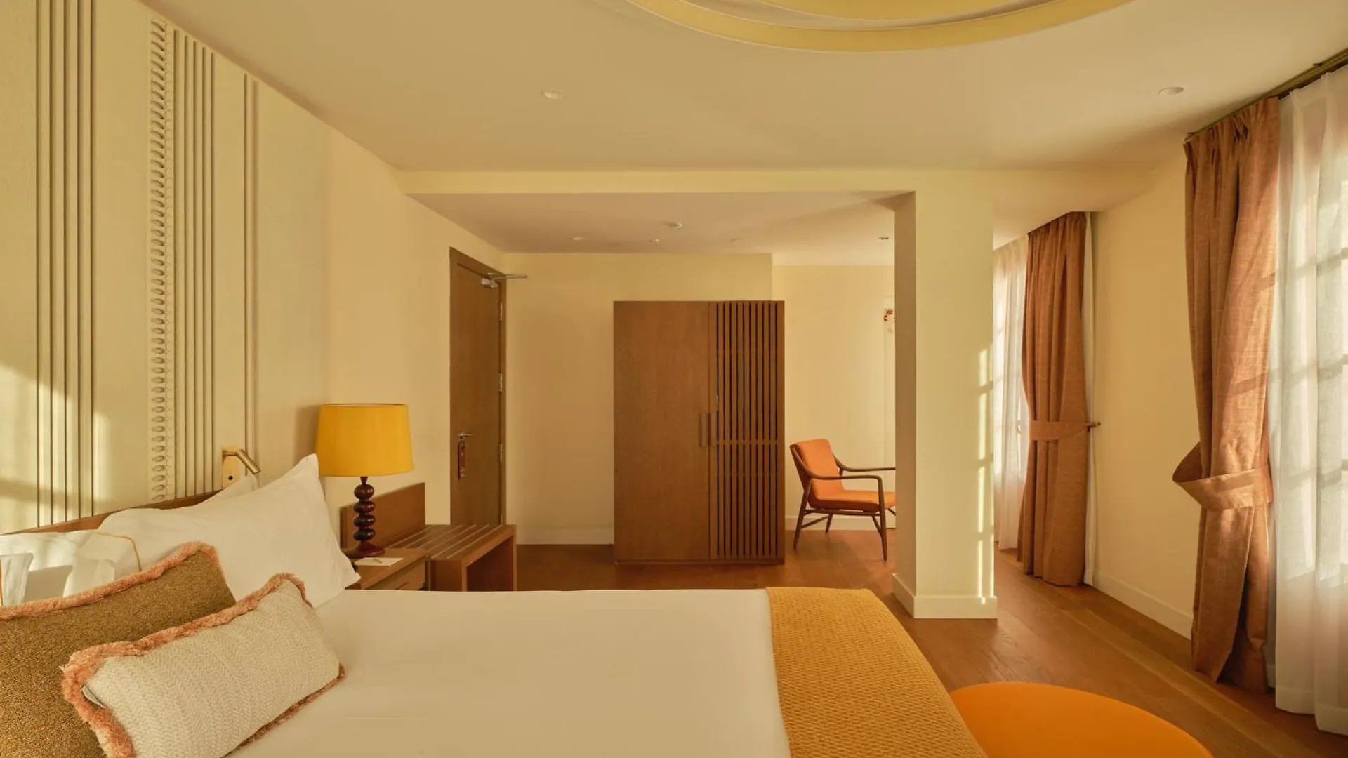 Hotel El Pilar Andalucia Estepona 4*,